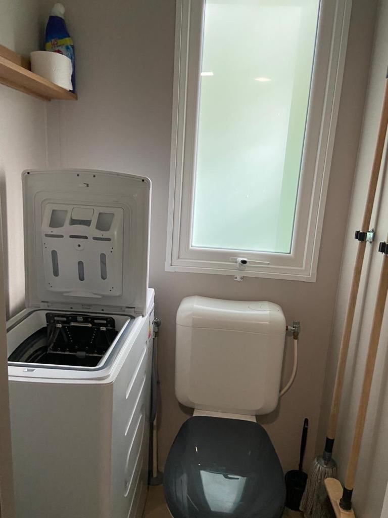 Mobil Home Aventura 6-8 Personnes Tout Confort Saint-Brevin-les-Pins Bagian luar foto