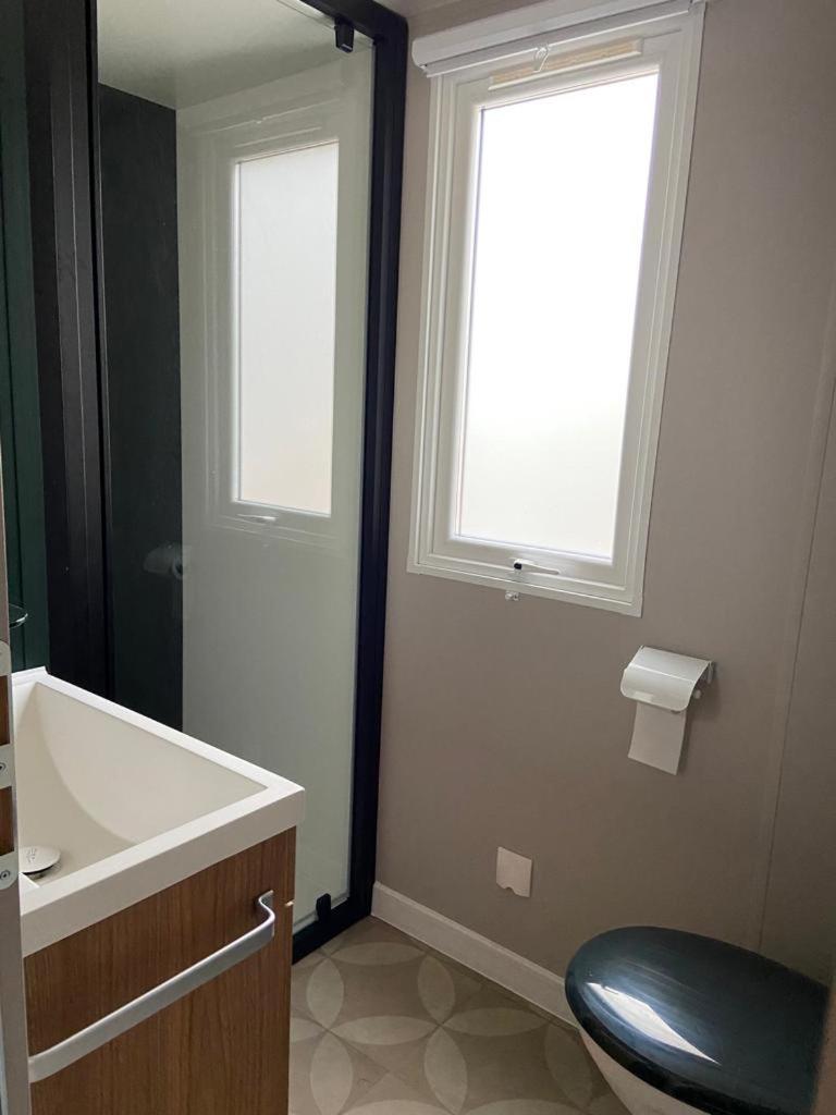 Mobil Home Aventura 6-8 Personnes Tout Confort Saint-Brevin-les-Pins Bagian luar foto